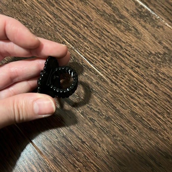 Guess ring - Picture 2 of 3